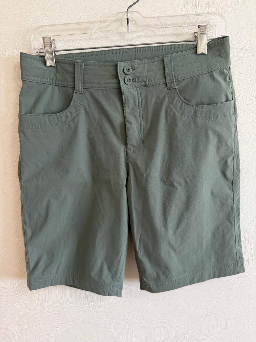 Eddie Bauer Hiking Shorts women's 6